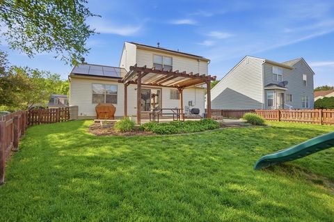 Tiny photo for 3834 Highland Bluff Drive, Groveport, OH 43125 (MLS # 226013905)
