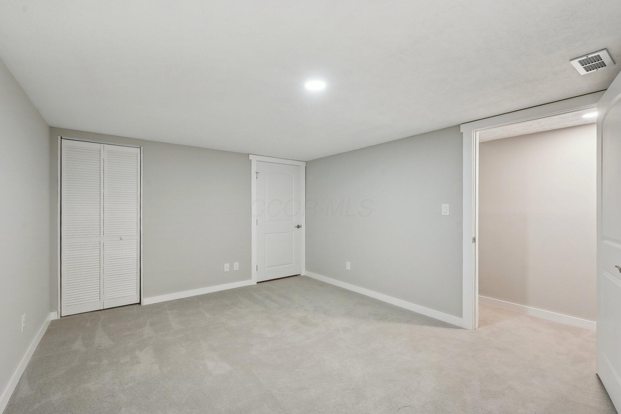 894 Noddymill Lane #28E, Columbus, Ohio image 32