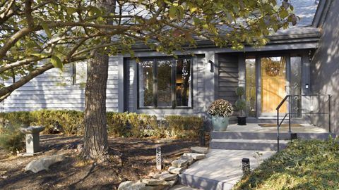 Photo of 2248 Sandover Road, Columbus, OH 43220 (MLS # 226014370)