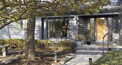 Photo of 2248 Sandover Road, Columbus, OH 43220 (MLS # 226014370)