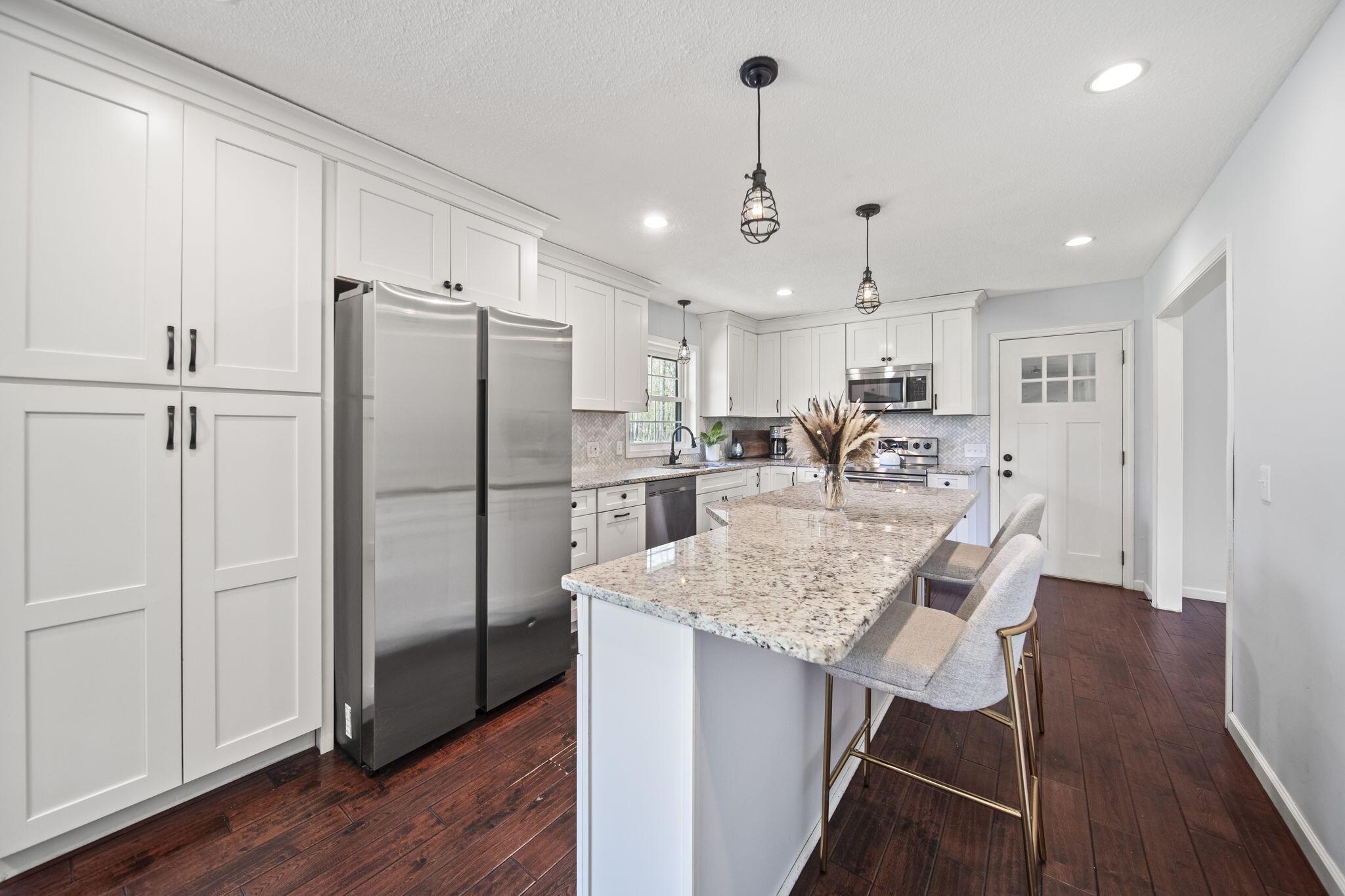 545 N County Line Road