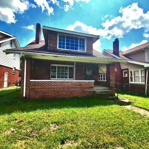 1921 Sullivant Avenue,  OH 43223