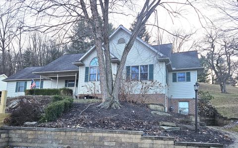 Single Family Residence in Dresden OH 67 Jody Drive.jpg