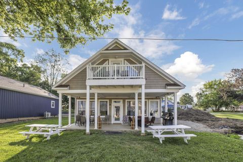 Photo of 13703 King Road NE, Thornville, OH 43076 (MLS # 225024640)