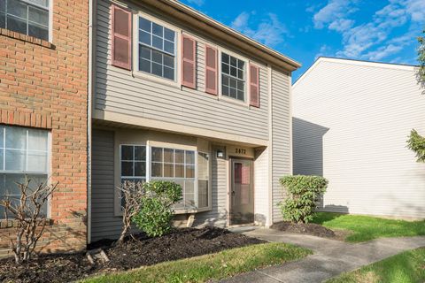 Photo of 2472 Mason Village Court, Columbus, OH 43232 (MLS # 225043069)
