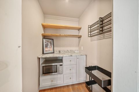 Tiny photo for 116 Hanford Street, Columbus, OH 43206 (MLS # 225037573)