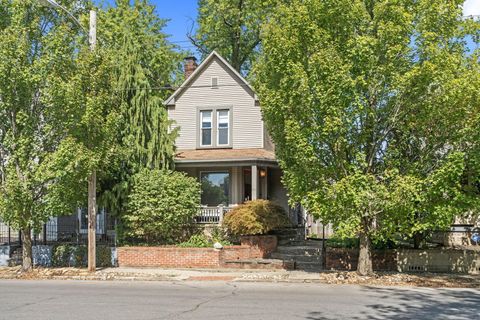 Tiny photo for 116 Hanford Street, Columbus, OH 43206 (MLS # 225037573)