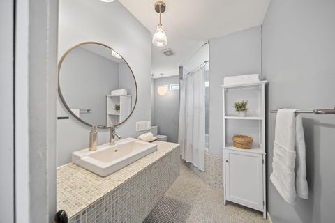 Tiny photo for 116 Hanford Street, Columbus, OH 43206 (MLS # 225037573)