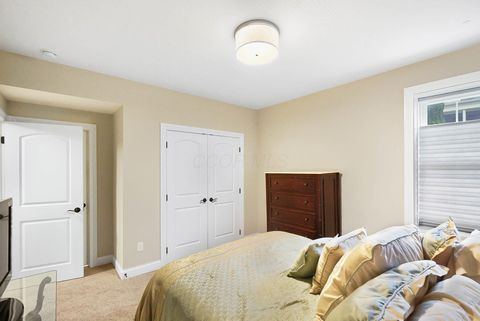 Tiny photo for 7126 Wilton Chase, Dublin, OH 43017 (MLS # 225045120)