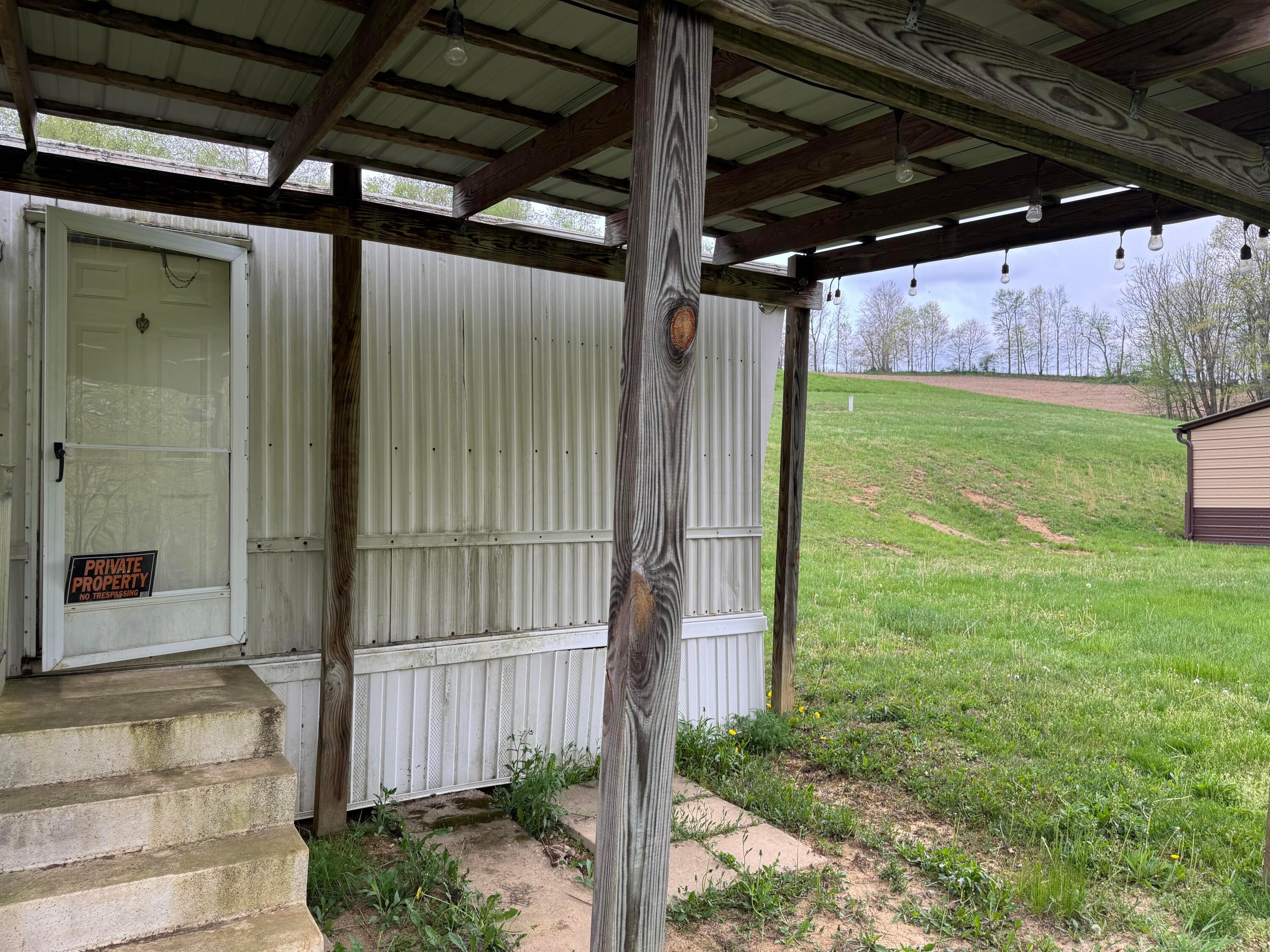 16530 County Road 297, Conesville, Ohio image 17
