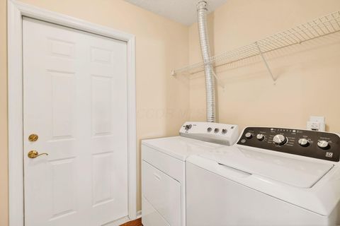 Tiny photo for 3731 Stoneway Point, Powell, OH 43065 (MLS # 225044900)