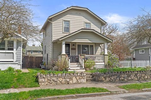 Photo of 532 E Moler Street, Columbus, OH 43207 (MLS # 226010888)