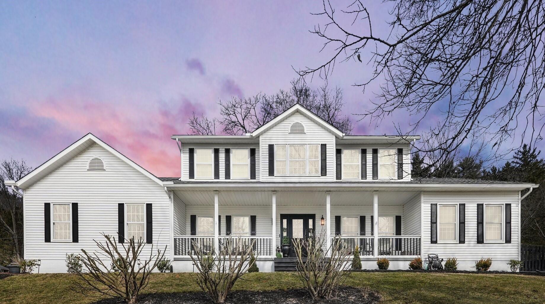 710 W Broadway, Granville, Ohio image 2
