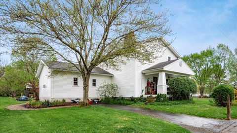 Photo of 71 Clouse Lane, Granville, OH 43023 (MLS # 226012123)