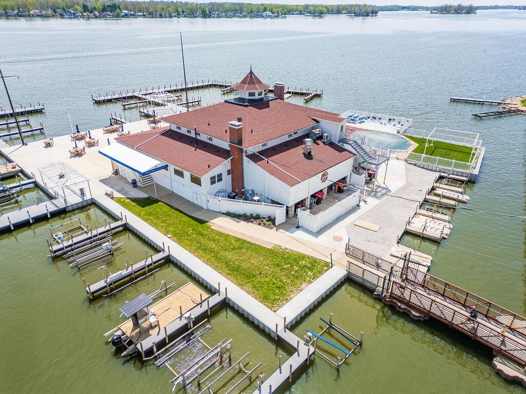 Buckeye Lake, Ohio 43008, United States, 3 Bedrooms Bedrooms, ,2 BathroomsBathrooms,Residential,Active,14455