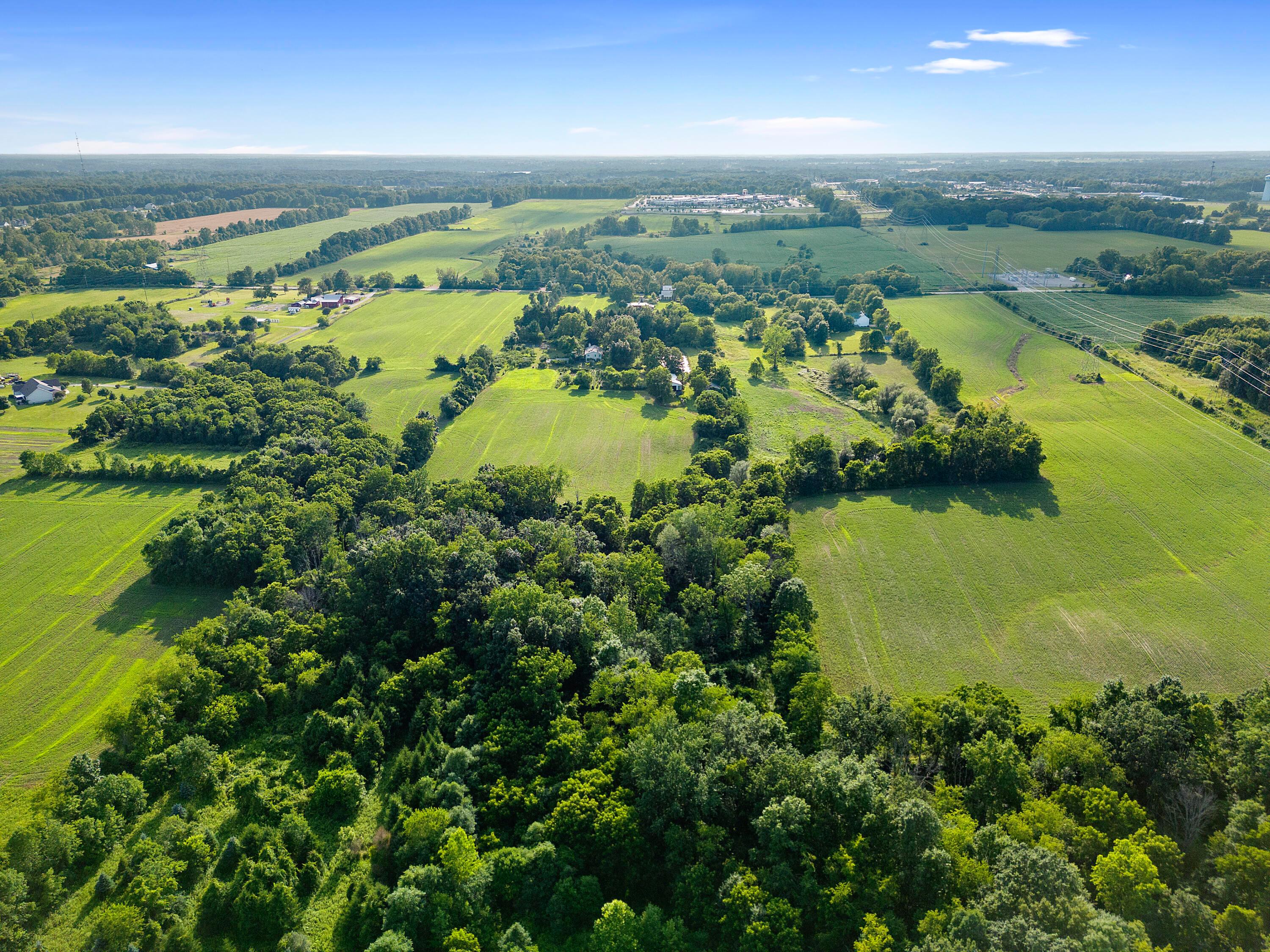 479 S Galena Road, Sunbury, Ohio image 18
