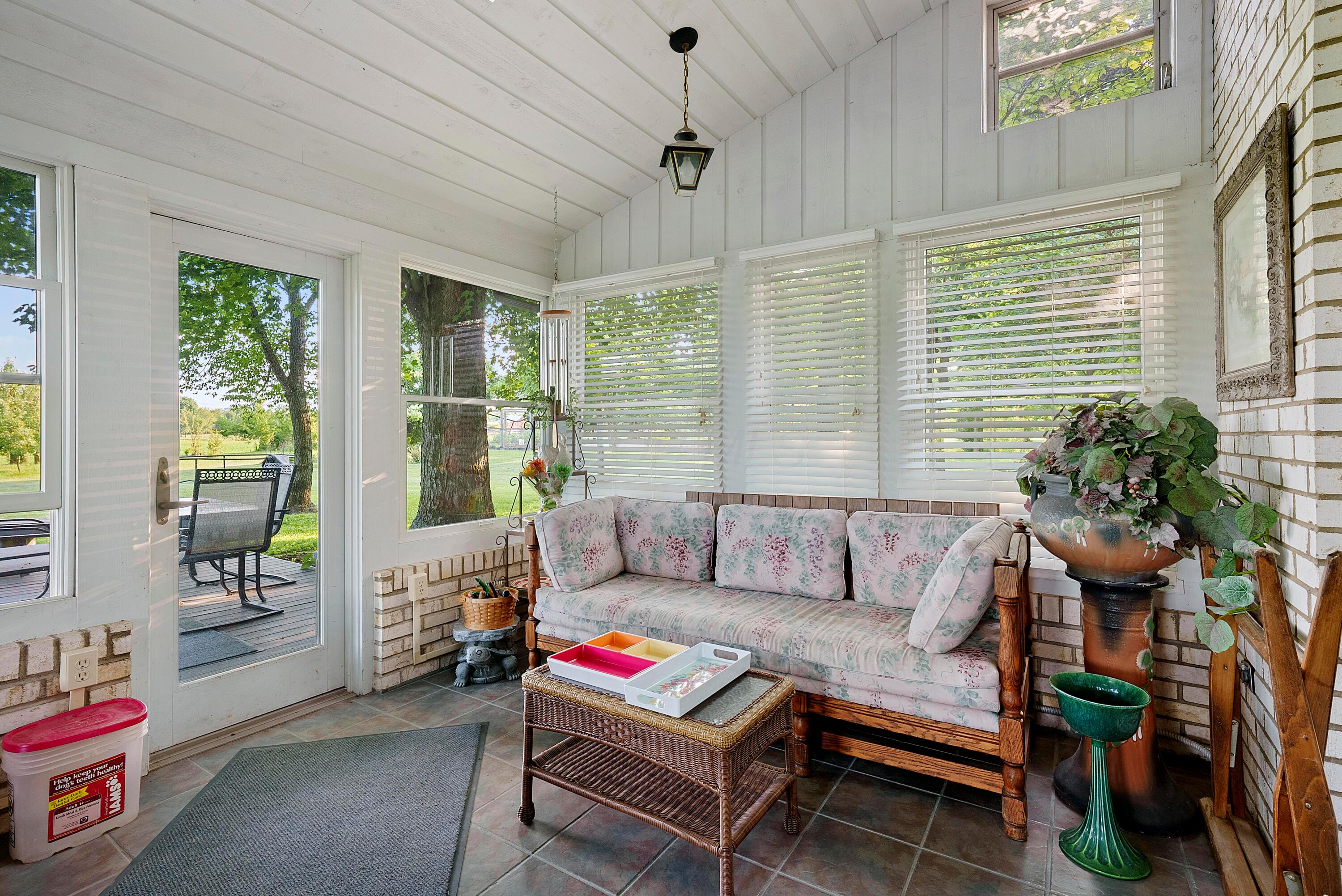 479 S Galena Road, Sunbury, Ohio image 33