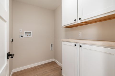 Tiny photo for 1909 Inchcliff Road, Columbus, OH 43221 (MLS # 225039554)