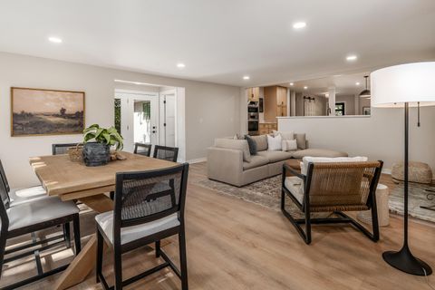 Tiny photo for 1909 Inchcliff Road, Columbus, OH 43221 (MLS # 225039554)