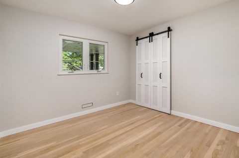 Tiny photo for 1909 Inchcliff Road, Columbus, OH 43221 (MLS # 225039554)