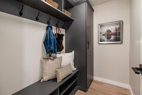 Tiny photo for 1909 Inchcliff Road, Columbus, OH 43221 (MLS # 225039554)