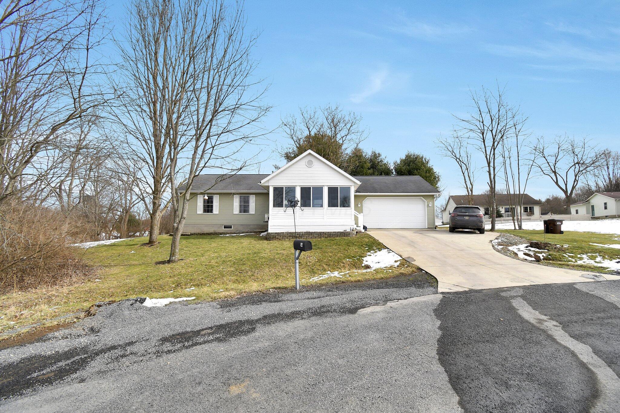 54 Winesap Court, Howard, Ohio image 1