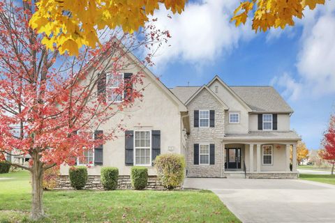 Photo of 5747 Glendavon Place, Dublin, OH 43016 (MLS # 225032052)