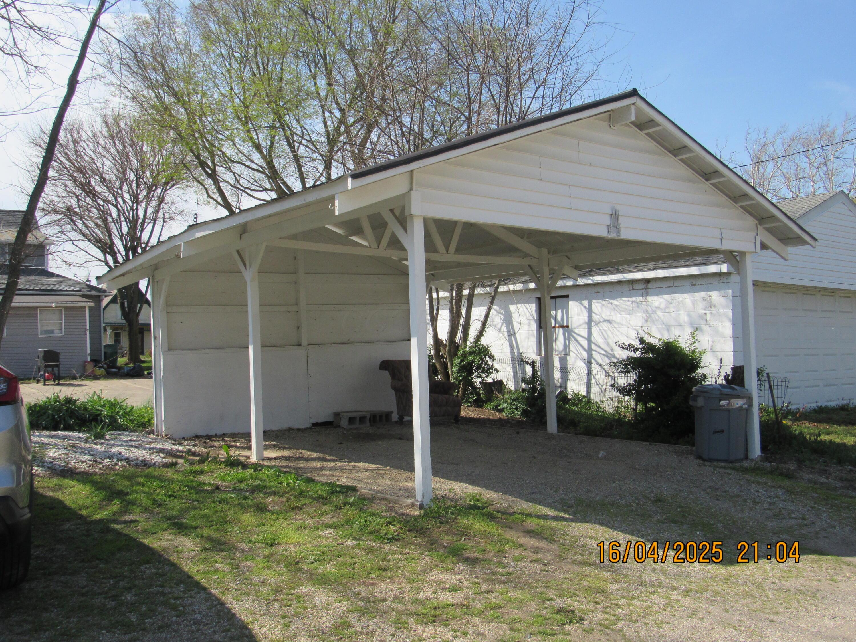 118 Pleasant Street, Circleville, Ohio image 4