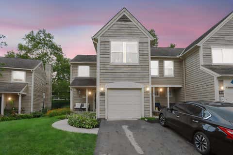 Photo of 3414 Eastwoodlands Trail, Hilliard, OH 43026 (MLS # 226031372)