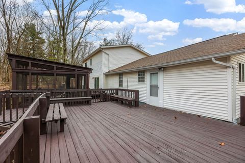 Tiny photo for 110 Walnut Street, Sunbury, OH 43074 (MLS # 226000743)