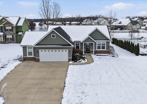 Photo of 42 Fieldcrest Drive, Centerburg, OH 43011 (MLS # 225044995)
