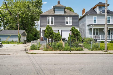 Photo of 443 N Champion Avenue, Columbus, OH 43203 (MLS # 226036836)