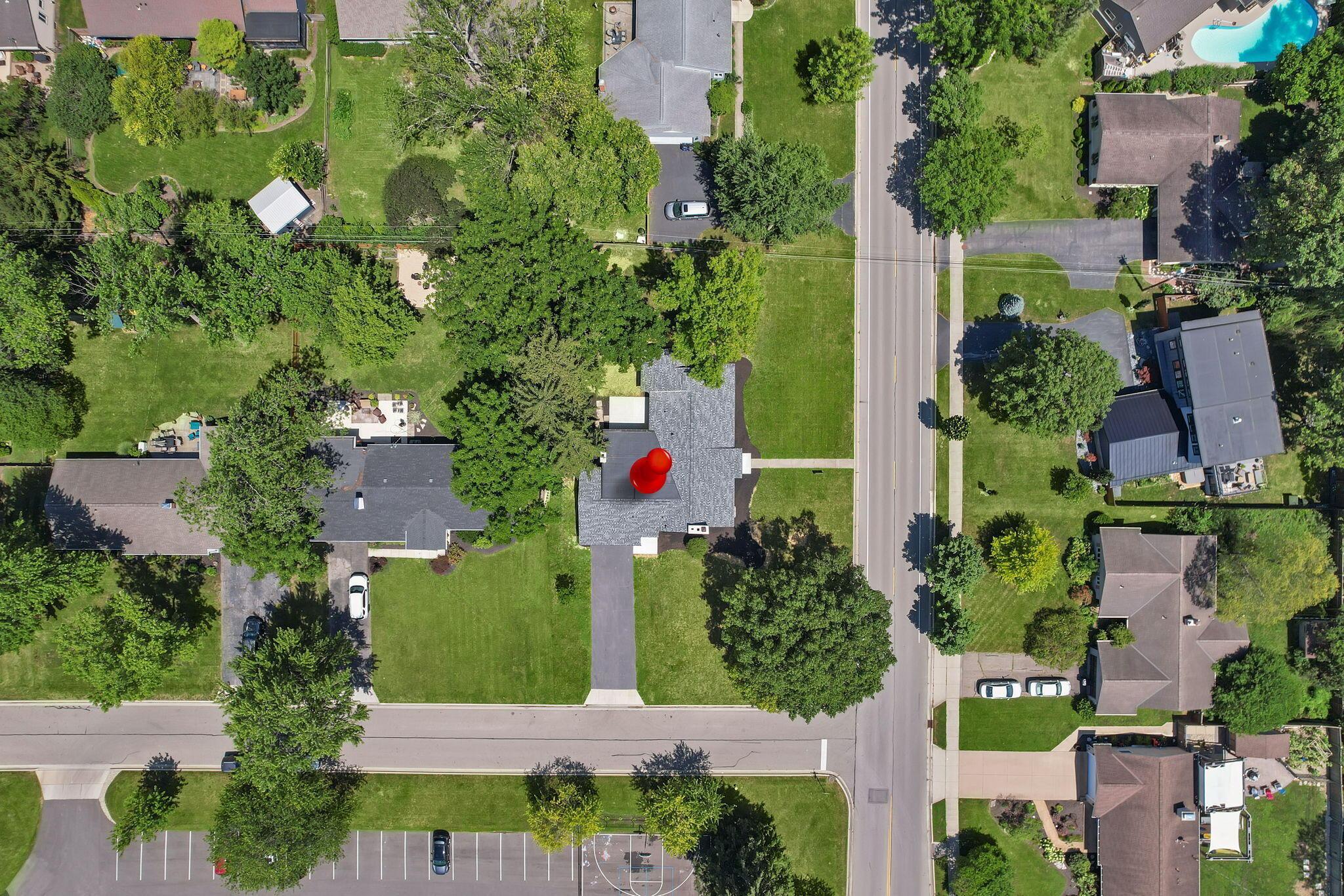 Columbus, Ohio 43220, United States, 4 Bedrooms Bedrooms, ,3 BathroomsBathrooms,Residential,Active,181106