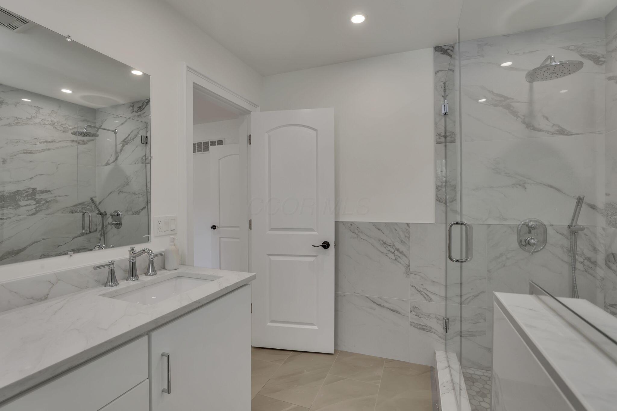 Columbus, Ohio 43220, United States, 4 Bedrooms Bedrooms, ,3 BathroomsBathrooms,Residential,Active,181106