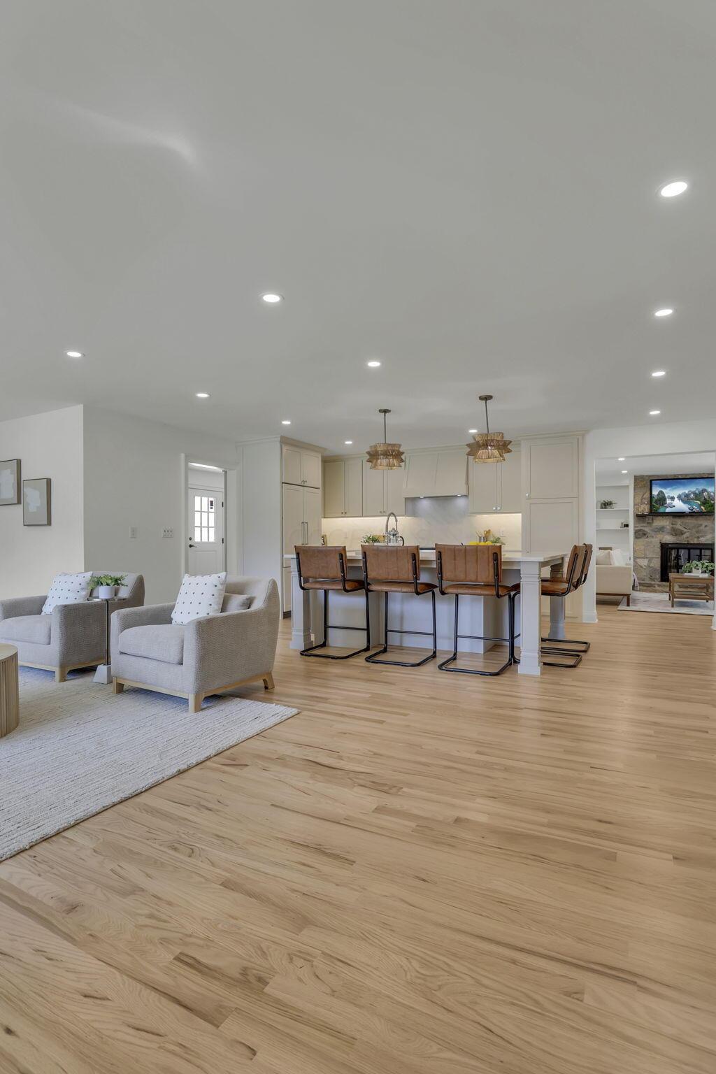 Columbus, Ohio 43220, United States, 4 Bedrooms Bedrooms, ,3 BathroomsBathrooms,Residential,Active,181106