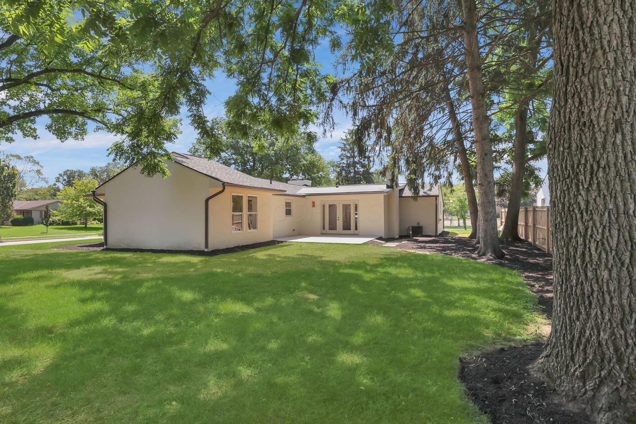 Columbus, Ohio 43220, United States, 4 Bedrooms Bedrooms, ,3 BathroomsBathrooms,Residential,Active,181106