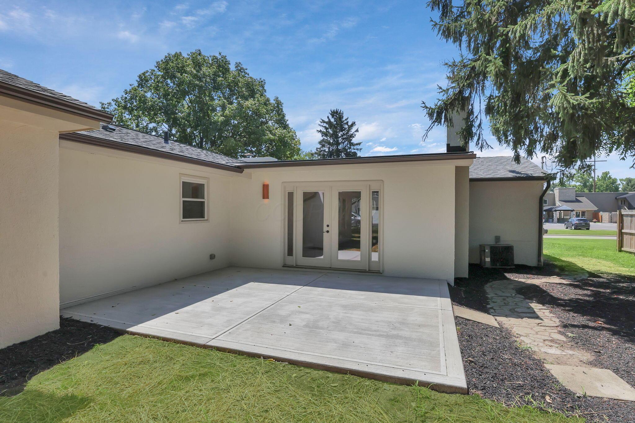 Columbus, Ohio 43220, United States, 4 Bedrooms Bedrooms, ,3 BathroomsBathrooms,Residential,Active,181106