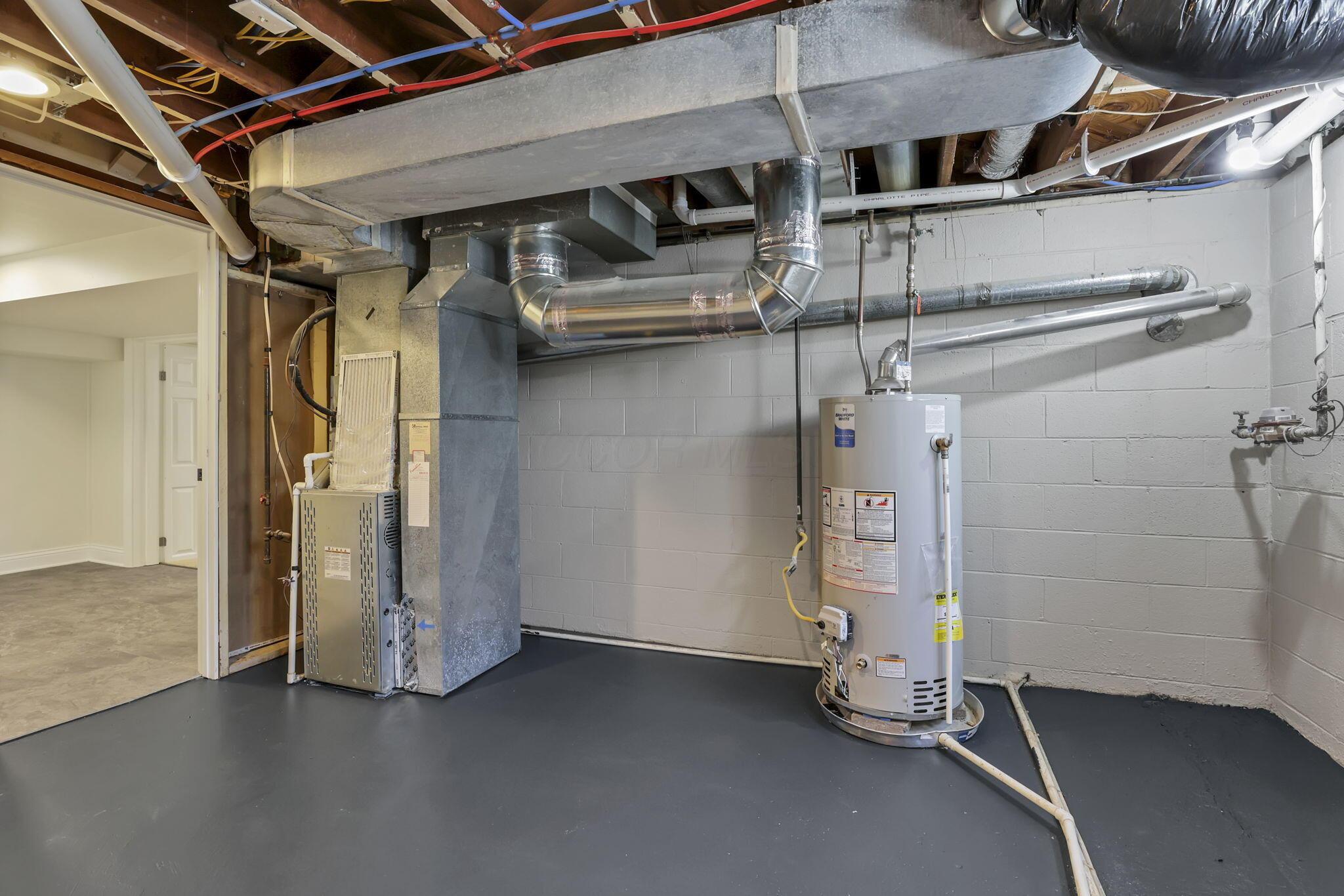 Columbus, Ohio 43220, United States, 4 Bedrooms Bedrooms, ,3 BathroomsBathrooms,Residential,Active,181106