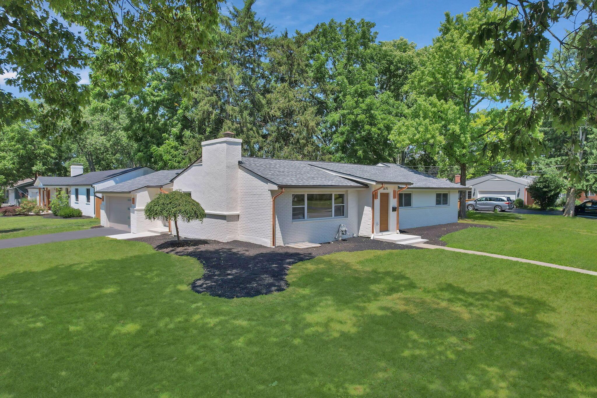 Columbus, Ohio 43220, United States, 4 Bedrooms Bedrooms, ,3 BathroomsBathrooms,Residential,Active,181106