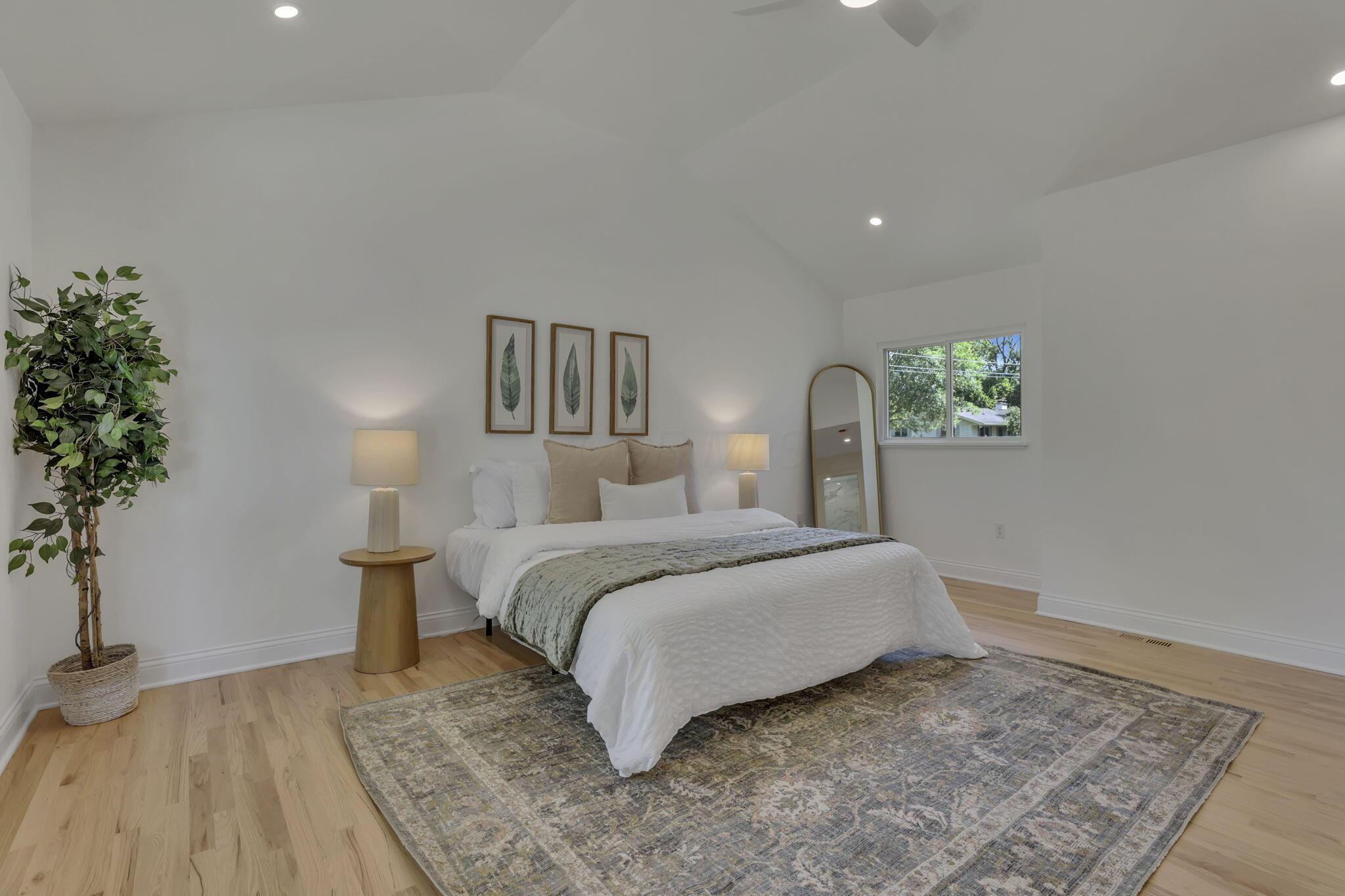 Columbus, Ohio 43220, United States, 4 Bedrooms Bedrooms, ,3 BathroomsBathrooms,Residential,Active,181106