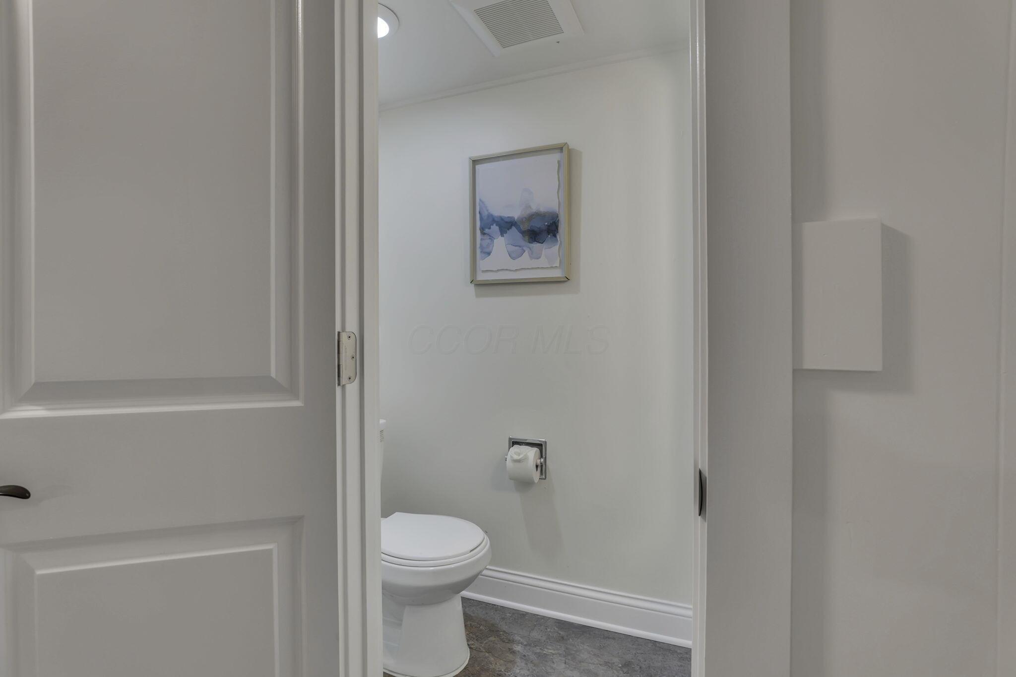 Columbus, Ohio 43220, United States, 4 Bedrooms Bedrooms, ,3 BathroomsBathrooms,Residential,Active,181106