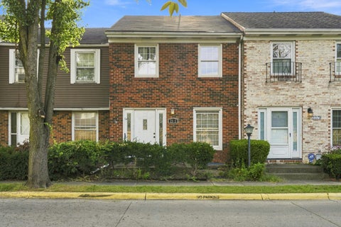 Condo For Sale - 2381 Hardesty Drive #A8<br/> Columbus, OH 43204
