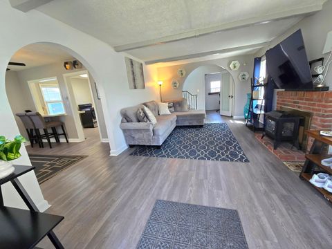 Photo of 312 S Brinker Avenue, Columbus, OH 43204 (MLS # 226011654)