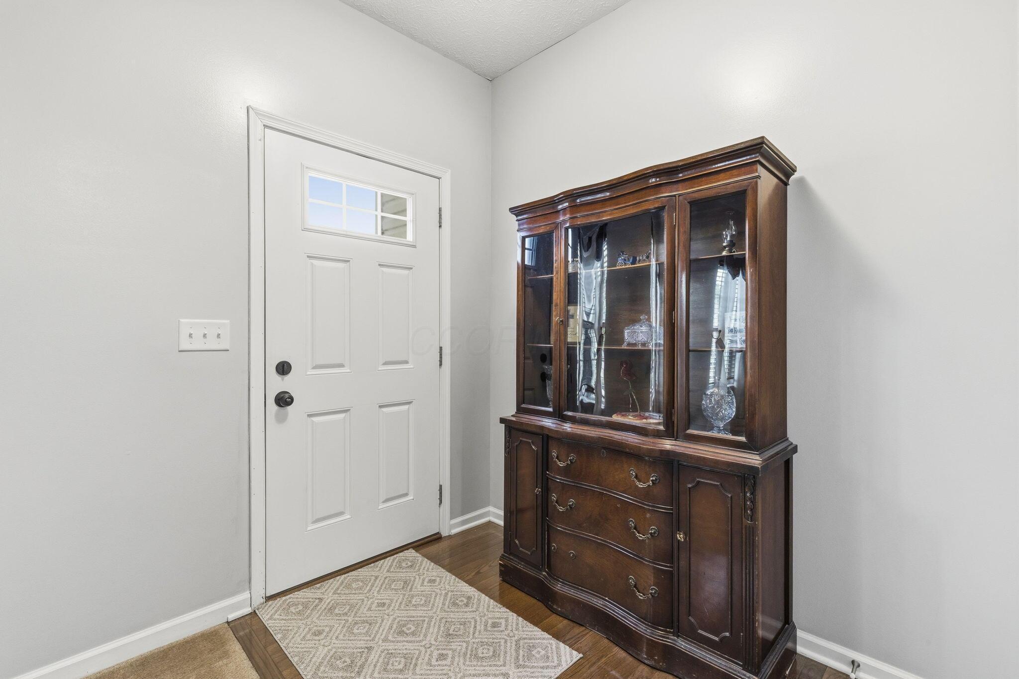 5585 Harvest Curve Lane