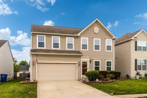 Photo of 5585 Harvest Curve Lane, Canal Winchester, OH 43110 (MLS # 226016265)