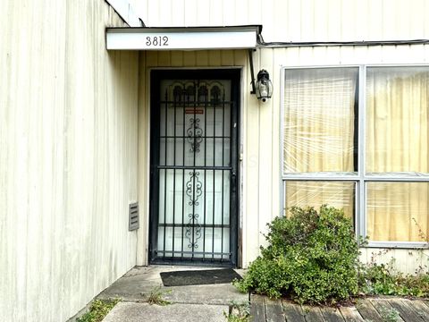 Photo of 3812 Charbonnett Court 4E #4E, Columbus, OH 43232 (MLS # 225039788)