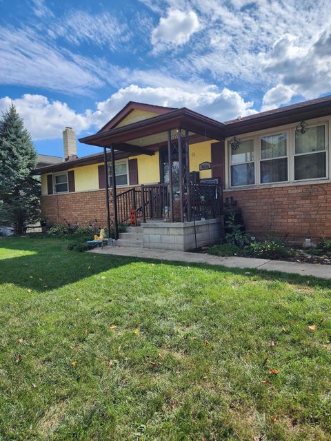 Photo of 4655 Glengate Drive, Columbus, OH 43232 (MLS # 225036784) Photo of 4655 Glengate Drive, Columbus, OH 43232 (MLS # 225036784)