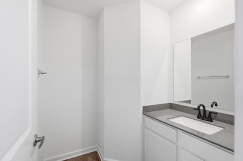 Tiny photo for 2594 Farmhouse Lane, Plain City, OH 43064 (MLS # 226028780)