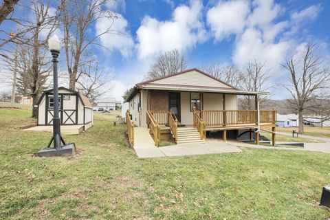 Tiny photo for 206 Summit Road, Thornville, OH 43076 (MLS # 226000568)