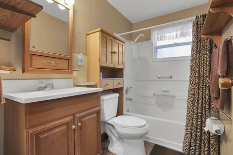 Tiny photo for 206 Summit Road, Thornville, OH 43076 (MLS # 226000568)